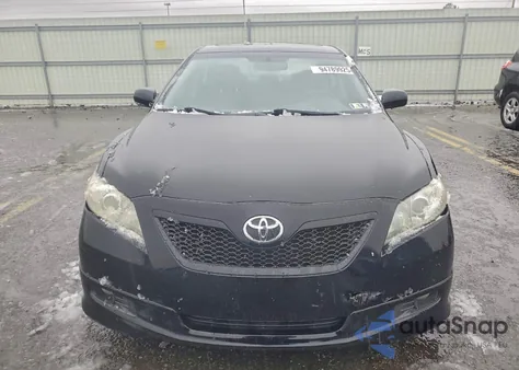 2008 Toyota Camry Le z USA, uszkodzony, nr VIN 4T1BK46K68U570572